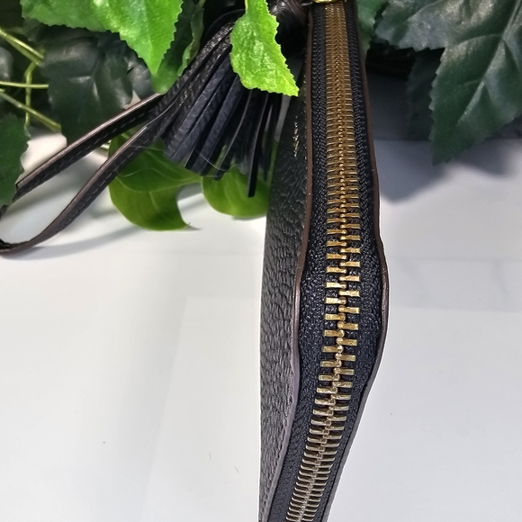 - Fossil Wristlet Wallet Pebble Genuine Leather in Black Sz Small - Picture 4 of 11